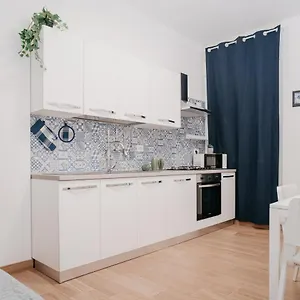  Appartamento Brombeis Fantastica By Casa Napoletana - Town Center Italia